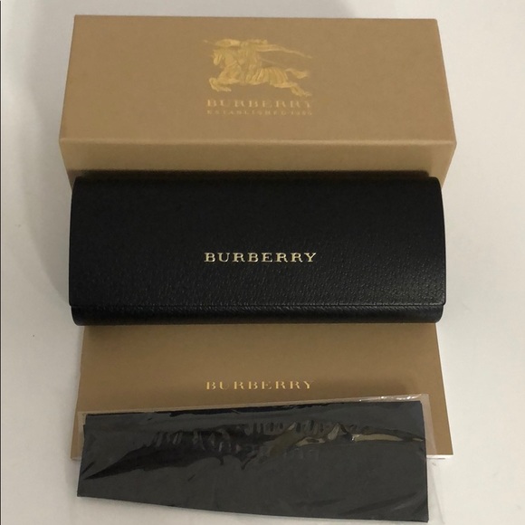 Burberry Sunglasses Case Black New - Picture 1 of 8